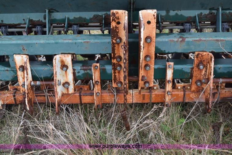 image for item E6234 Marliss grain drill