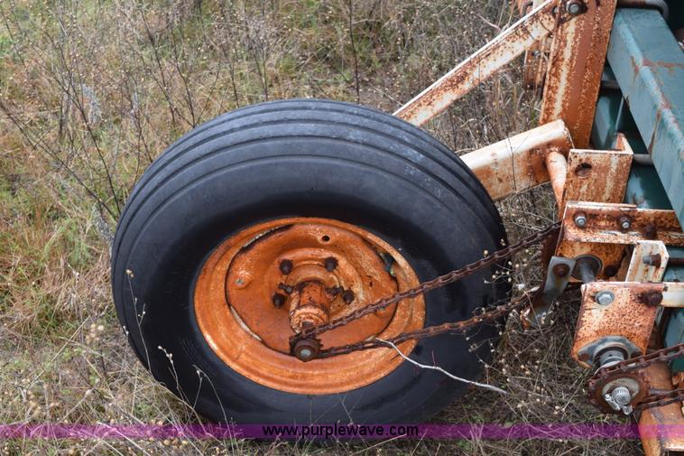 image for item E6234 Marliss grain drill