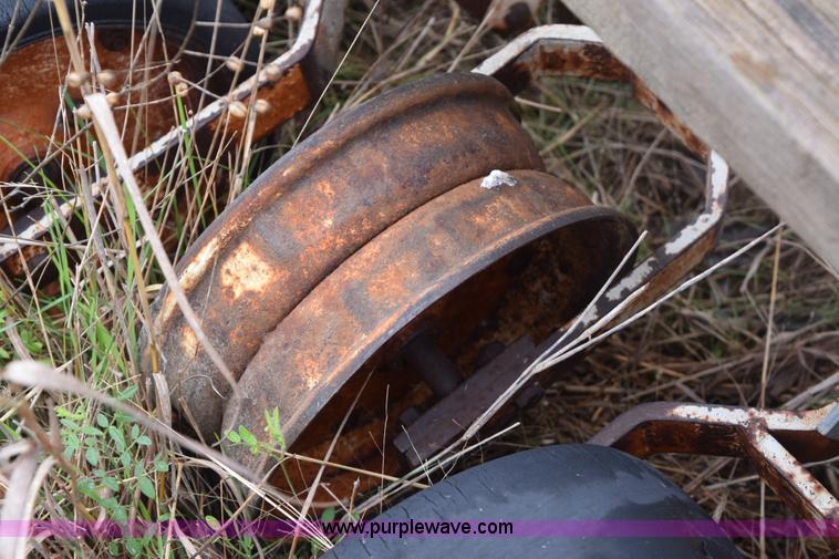 image for item E6234 Marliss grain drill