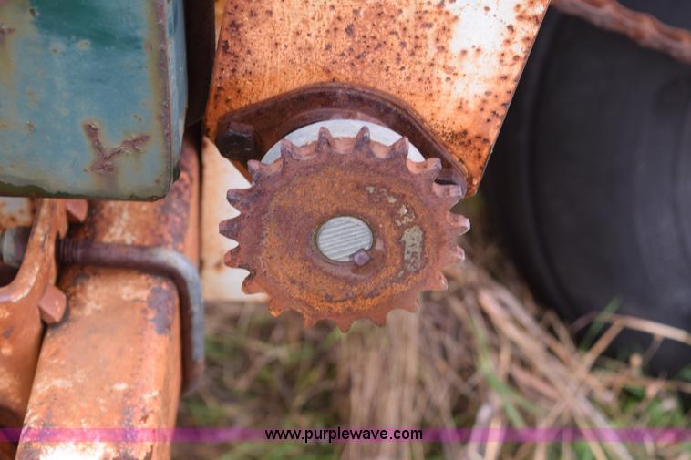 image for item E6234 Marliss grain drill