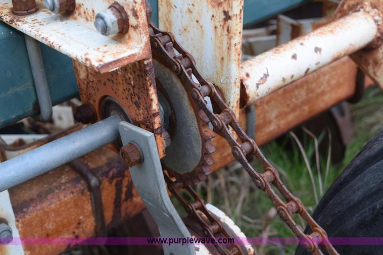 image for item E6234 Marliss grain drill