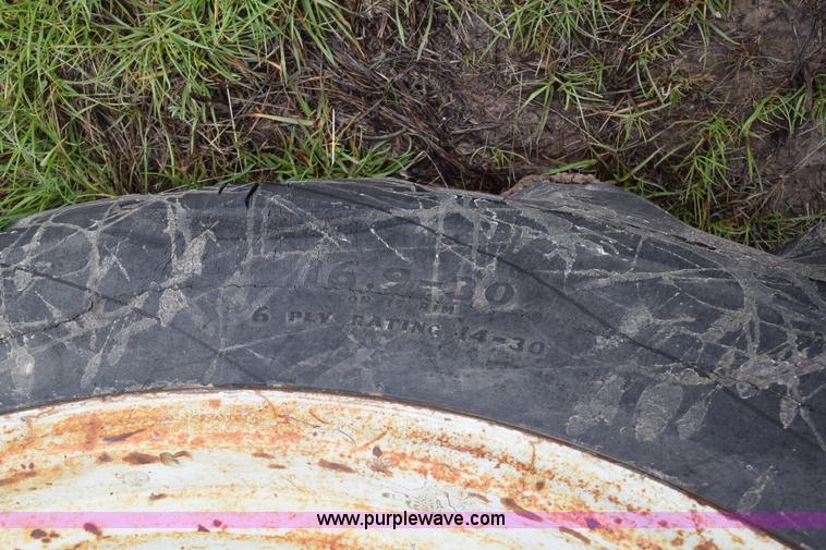 image for item E6250 Oliver 1450 tractor