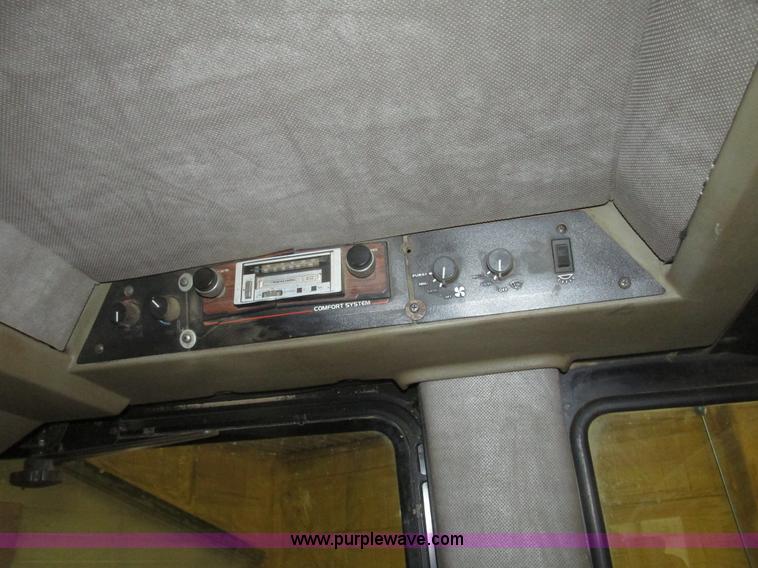 image for item G9769 1987 Case IH 3394 MFWD tractor