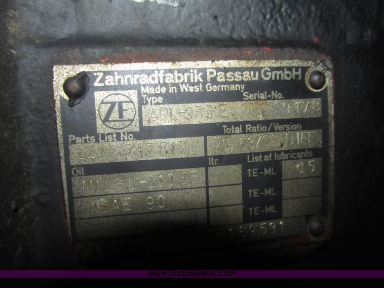 image for item G9769 1987 Case IH 3394 MFWD tractor