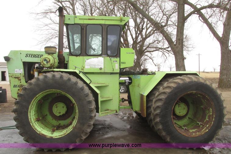 image for item G9770 1975 Steiger Bearcat II ST225 4WD tractor