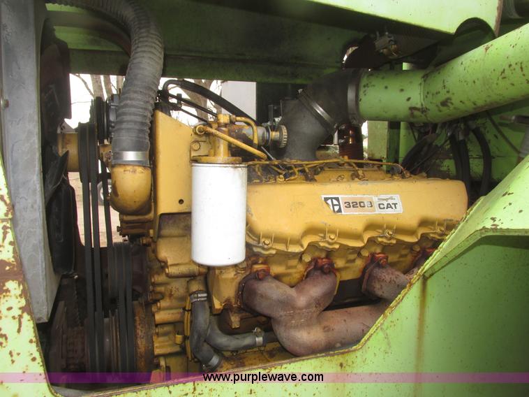 image for item G9770 1975 Steiger Bearcat II ST225 4WD tractor