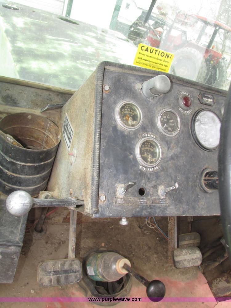 image for item G9770 1975 Steiger Bearcat II ST225 4WD tractor