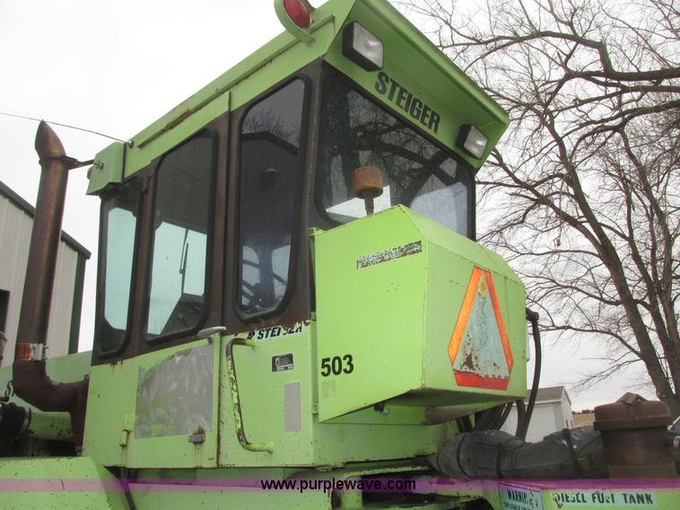 image for item G9770 1975 Steiger Bearcat II ST225 4WD tractor