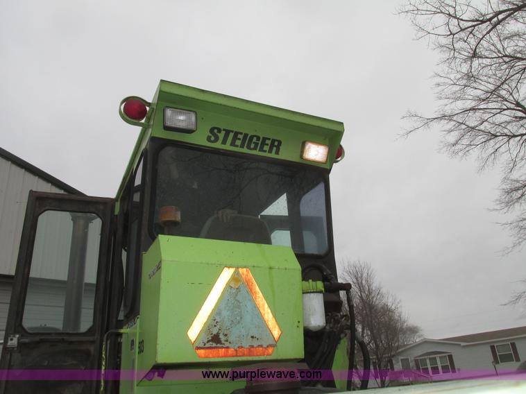 image for item G9770 1975 Steiger Bearcat II ST225 4WD tractor