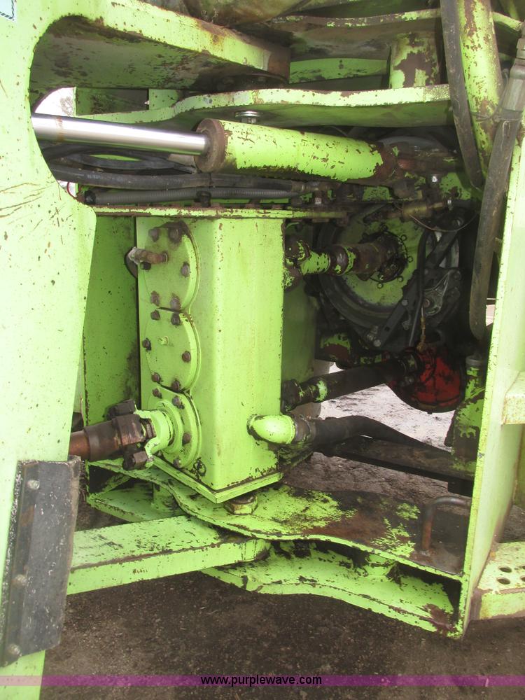 image for item G9770 1975 Steiger Bearcat II ST225 4WD tractor