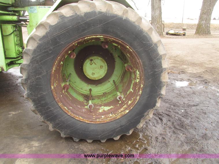 image for item G9770 1975 Steiger Bearcat II ST225 4WD tractor