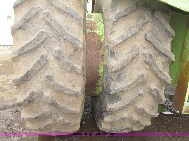 image for item G9770 1975 Steiger Bearcat II ST225 4WD tractor