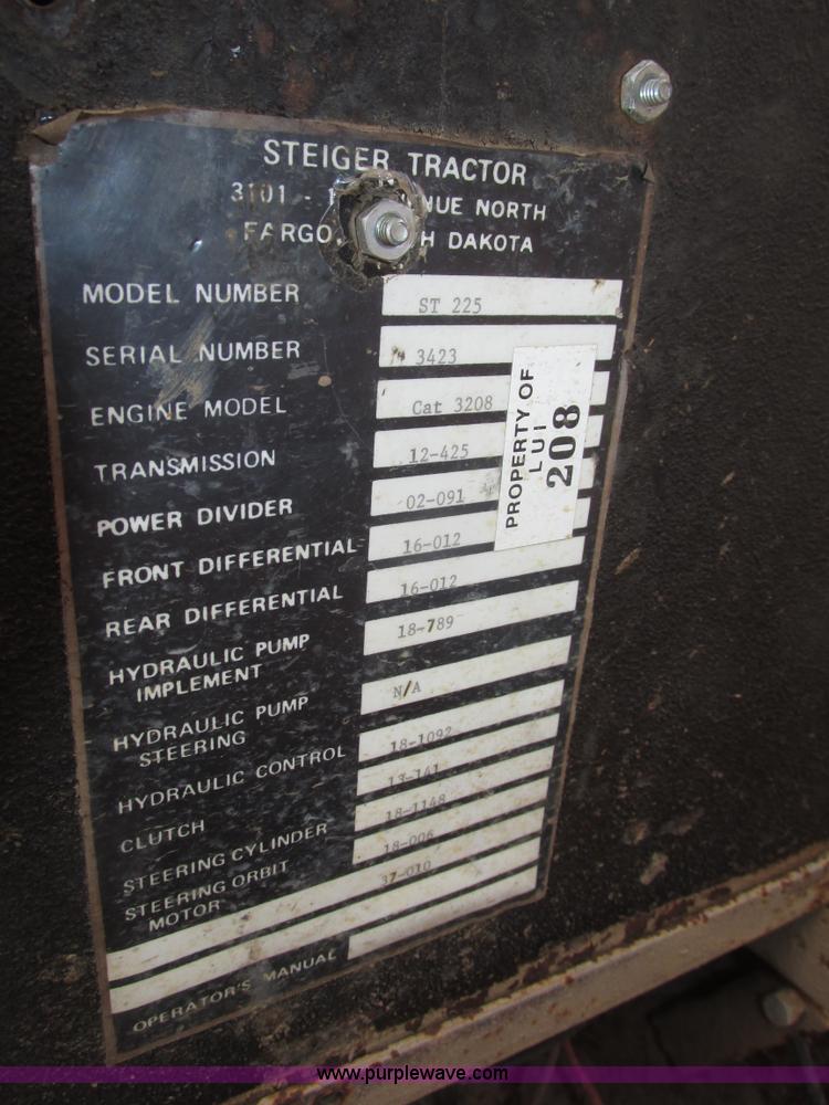 image for item G9770 1975 Steiger Bearcat II ST225 4WD tractor