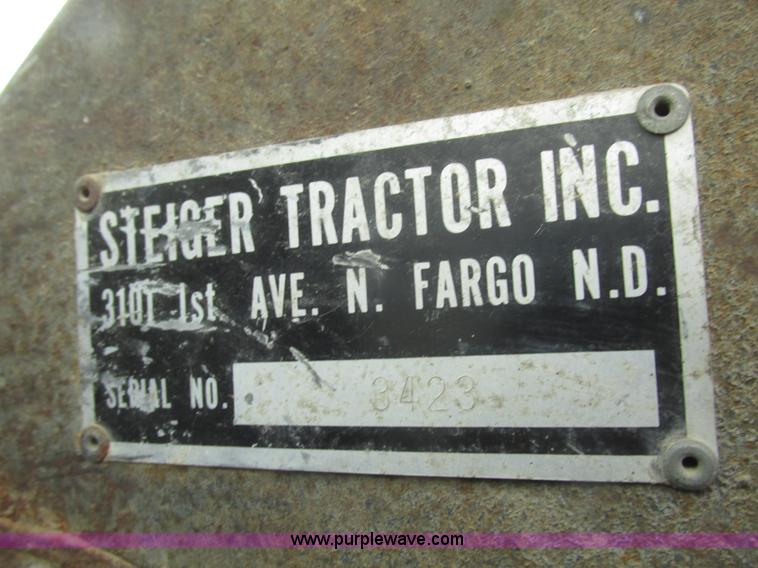 image for item G9770 1975 Steiger Bearcat II ST225 4WD tractor