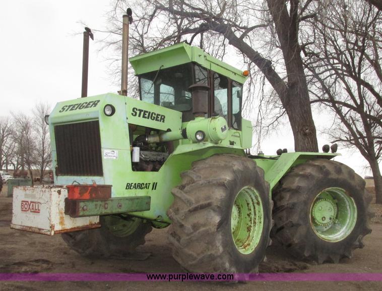 image for item G9771 1974 Steiger Bearcat II ST225 4WD tractor