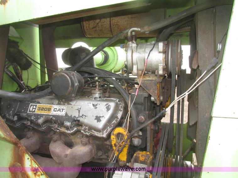 image for item G9771 1974 Steiger Bearcat II ST225 4WD tractor