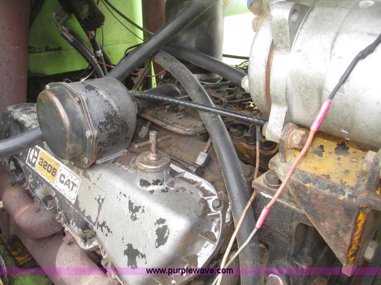 image for item G9771 1974 Steiger Bearcat II ST225 4WD tractor