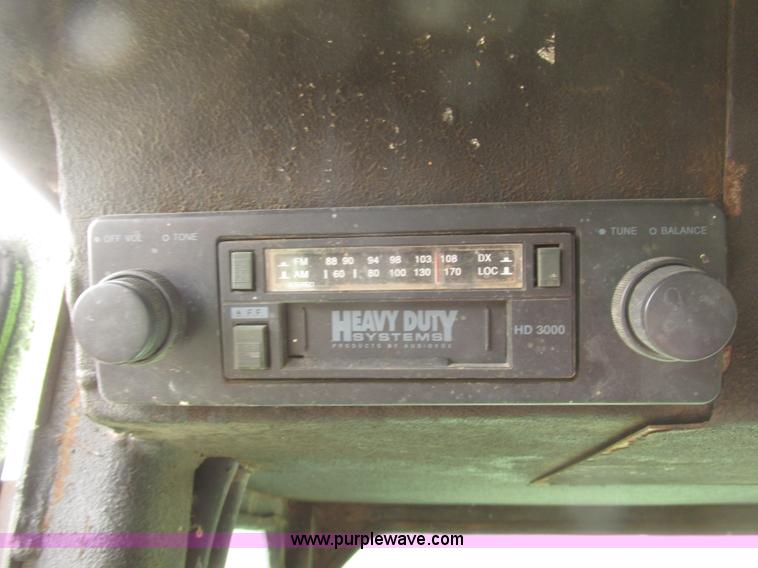 image for item G9771 1974 Steiger Bearcat II ST225 4WD tractor