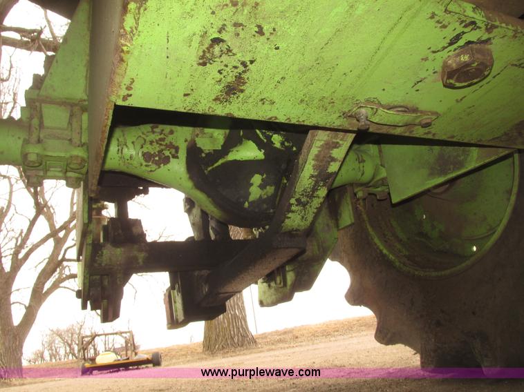 image for item G9771 1974 Steiger Bearcat II ST225 4WD tractor