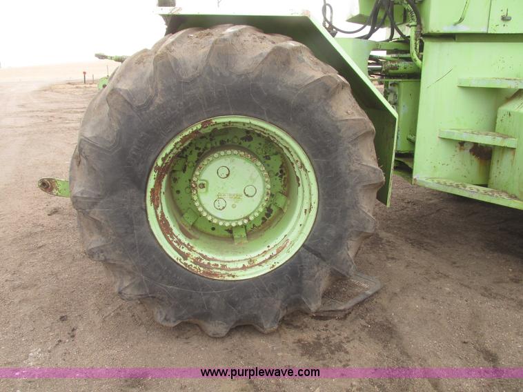 image for item G9771 1974 Steiger Bearcat II ST225 4WD tractor