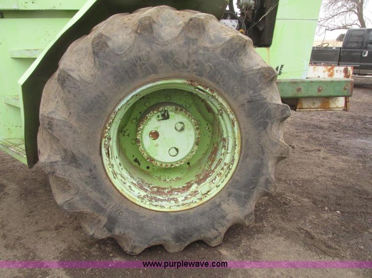 image for item G9771 1974 Steiger Bearcat II ST225 4WD tractor