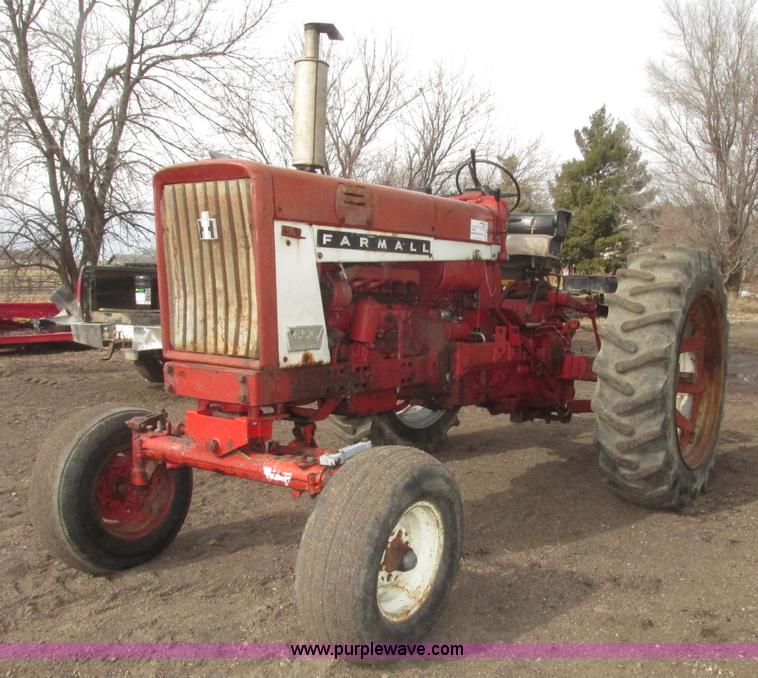 image for item G9772 1966 Farmall 656 tractor