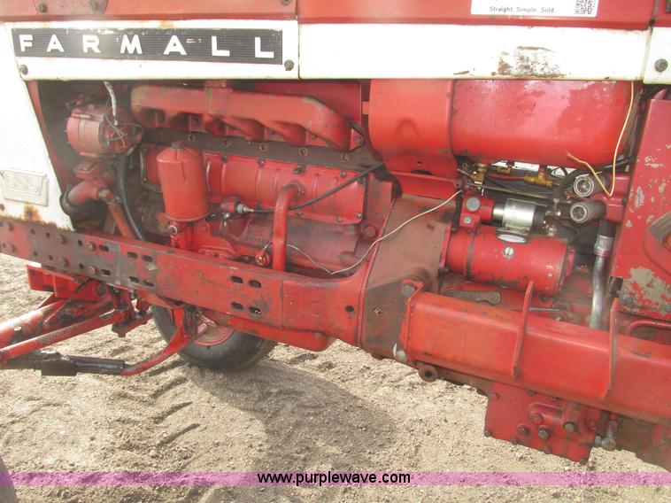 image for item G9772 1966 Farmall 656 tractor