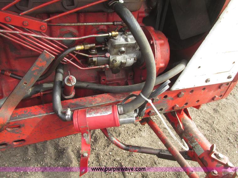 image for item G9772 1966 Farmall 656 tractor