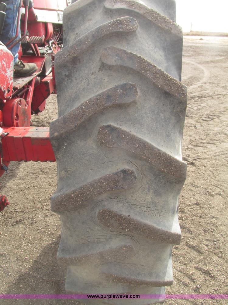 image for item G9772 1966 Farmall 656 tractor