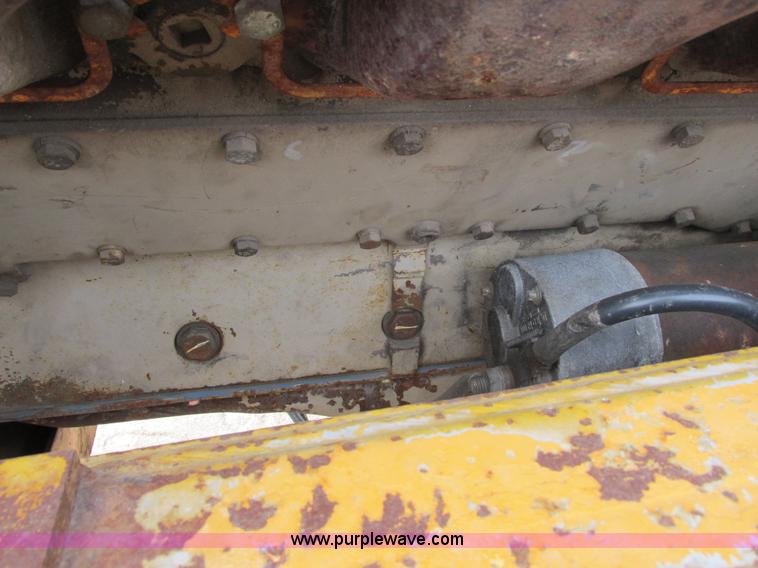 image for item I3782 1985 Ag-Chem TerraGator 2505 self-propelled applicator