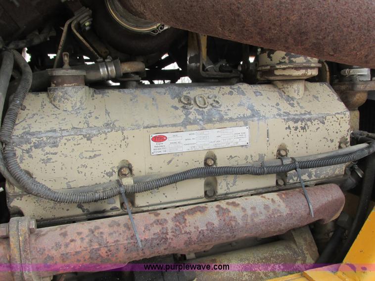 image for item I3782 1985 Ag-Chem TerraGator 2505 self-propelled applicator