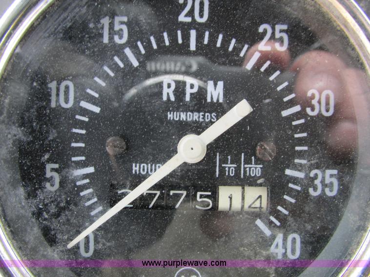 image for item I3782 1985 Ag-Chem TerraGator 2505 self-propelled applicator