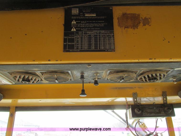 image for item I3782 1985 Ag-Chem TerraGator 2505 self-propelled applicator