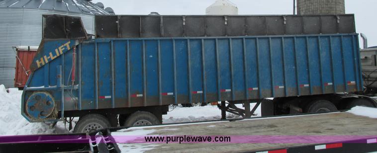 image for item I3796 2007 Northern silage trailer