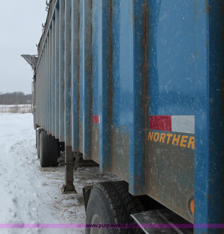 image for item I3796 2007 Northern silage trailer