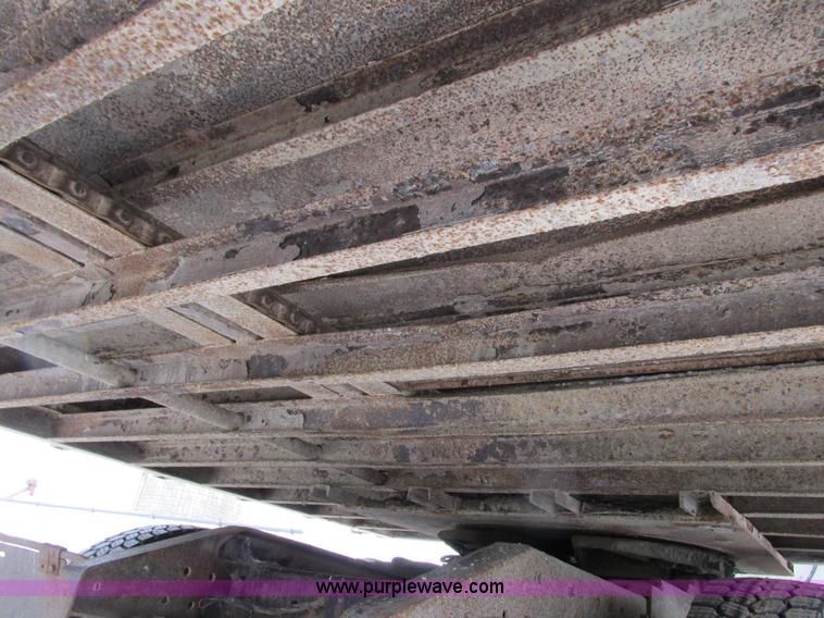 image for item I3796 2007 Northern silage trailer