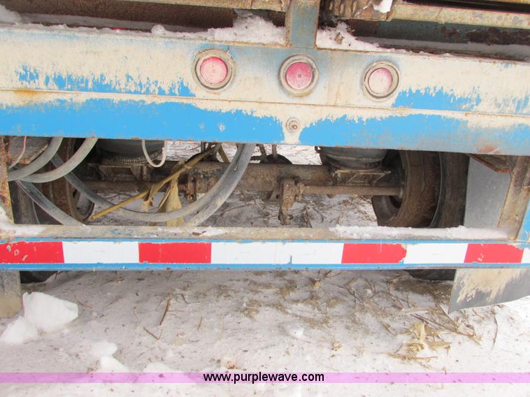 image for item I3796 2007 Northern silage trailer