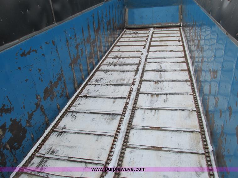 image for item I3796 2007 Northern silage trailer