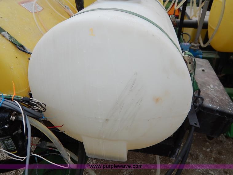 image for item I5062 John Deere 7200 planter