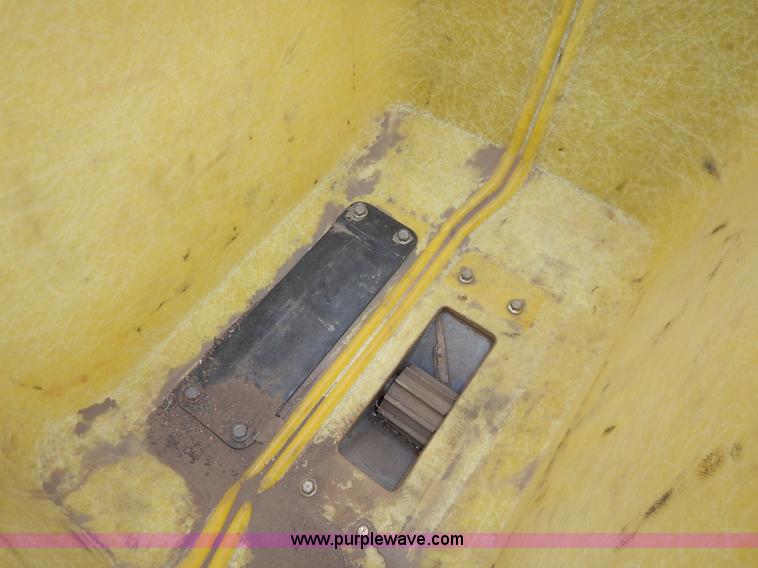 image for item I5062 John Deere 7200 planter