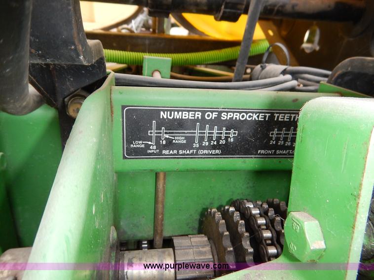 image for item I5062 John Deere 7200 planter