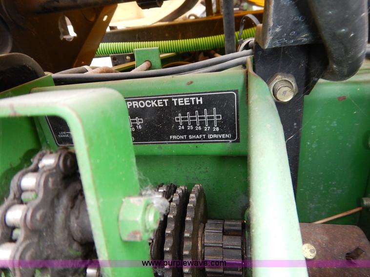 image for item I5062 John Deere 7200 planter