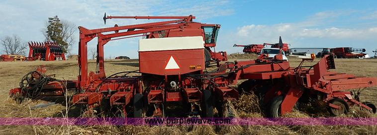 image for item I5086 1994 Case IH 950 planter