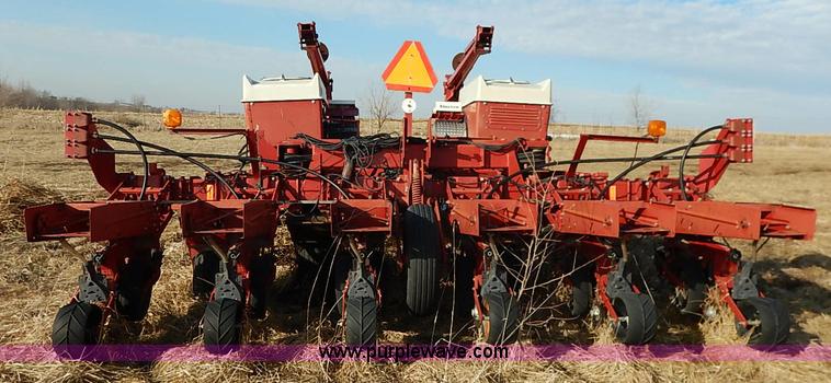 image for item I5086 1994 Case IH 950 planter