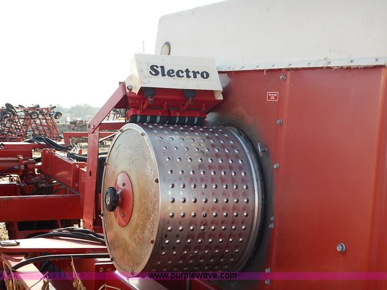 image for item I5086 1994 Case IH 950 planter