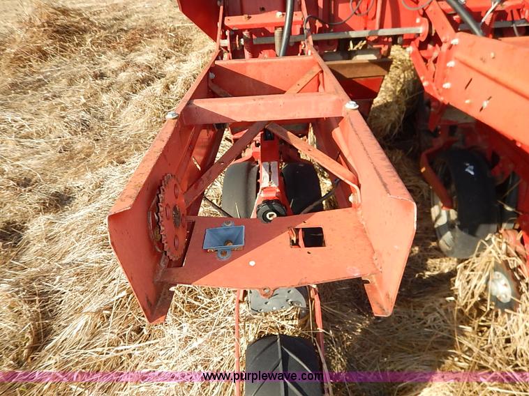 image for item I5086 1994 Case IH 950 planter