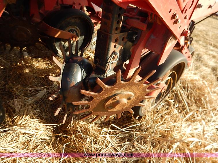 image for item I5086 1994 Case IH 950 planter