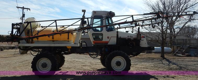 image for item I5095 1994 Wilmar 745 self-propelled sprayer