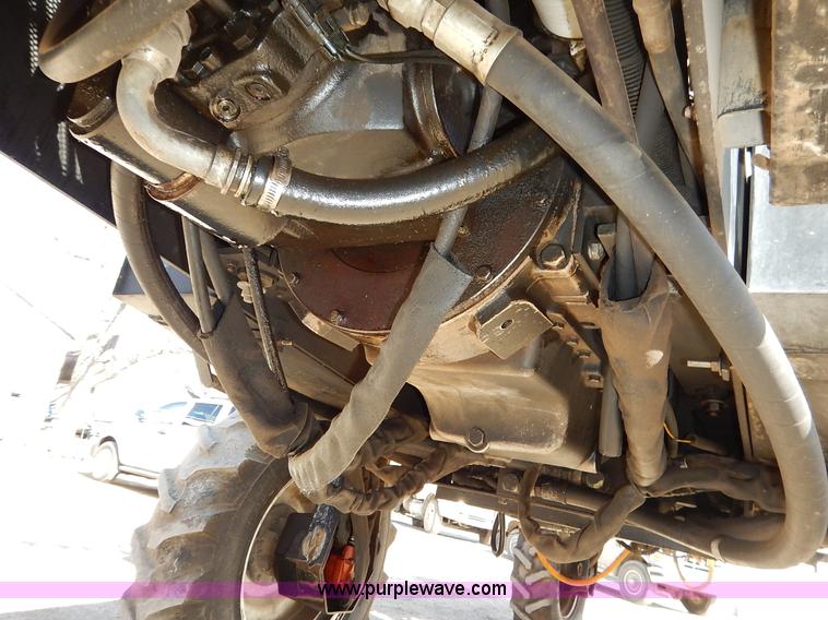 image for item I5095 1994 Wilmar 745 self-propelled sprayer