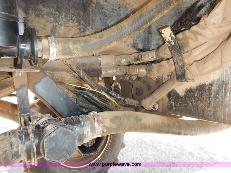 image for item I5095 1994 Wilmar 745 self-propelled sprayer